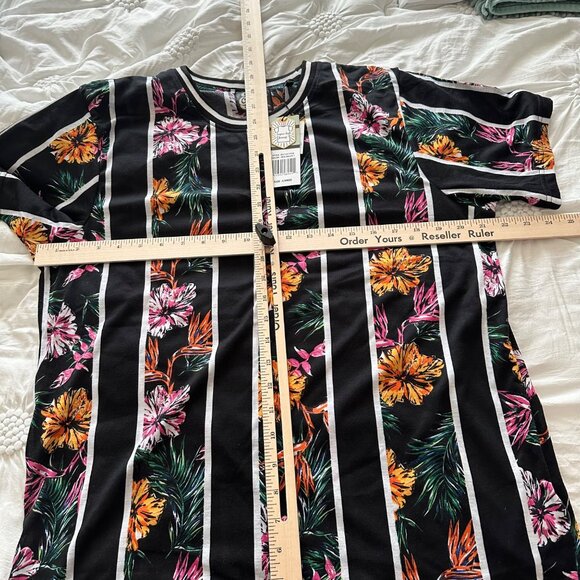 Fresh Prints Of Bel-Air Black Floral Striped Mens T-Shirt SZ L Dark Floral - Picture 7 of 8